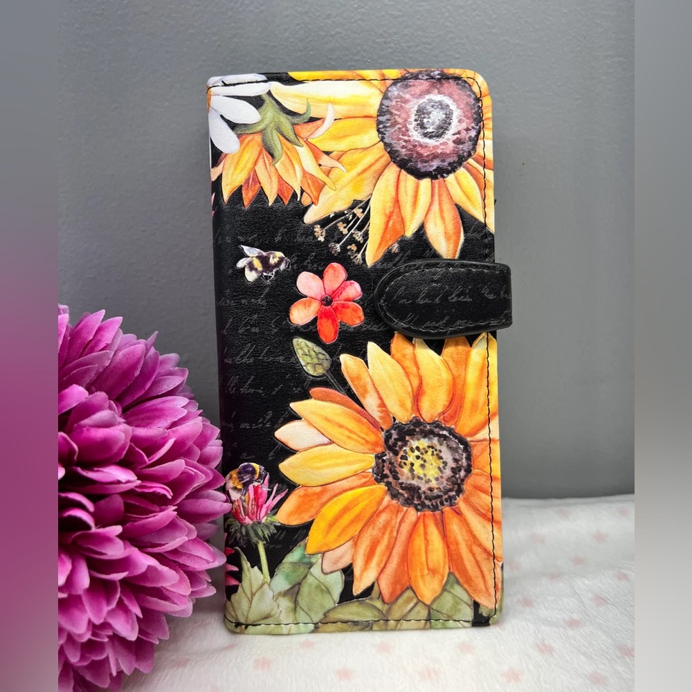 Woman’s Wallet Large Sunflower Black